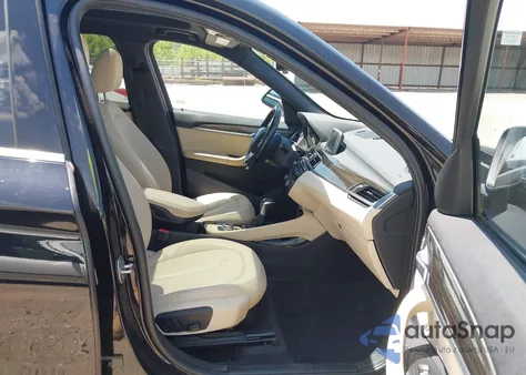 2016 BMW X1 xDrive28I из США, поврежденный, VIN WBXHT3C39G5F65920